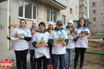 Активисты организации "Детство без границ" Содружество "Я-МАЛ" (Ноябрьск) вышли на улицы города, чтобы расклеить на подъезды домов листовки о вреде поджогов  травы