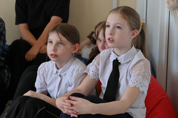 0058-5adb.jpg 0058-5adb.jpg