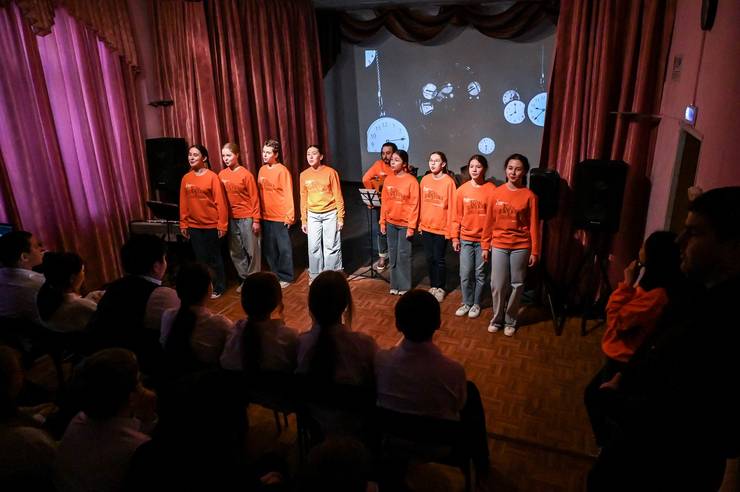 0077-68f5.jpg 0077-68f5.jpg