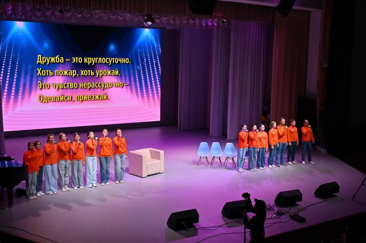 0100-e0f7.jpg 0100-e0f7.jpg