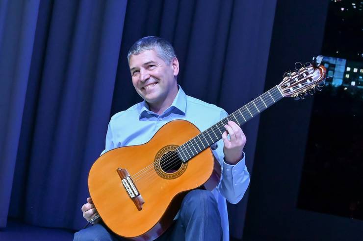 0167-b72c.jpg 0167-b72c.jpg