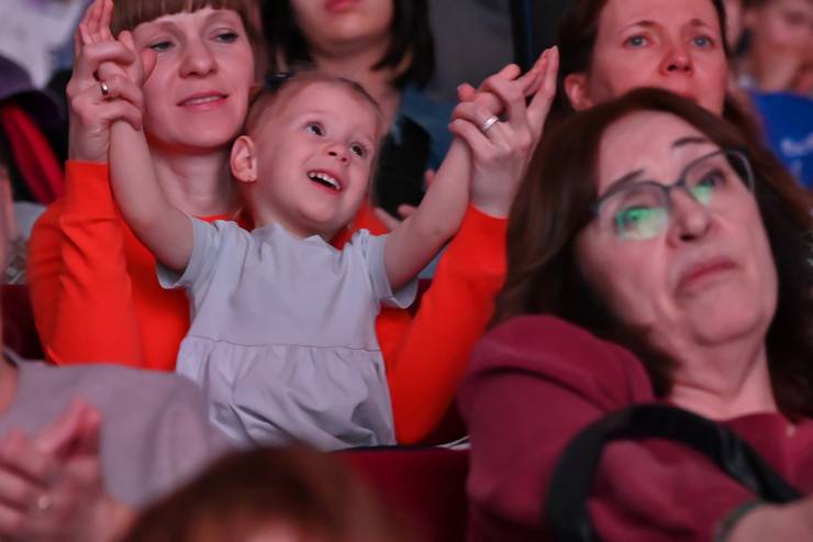 0205-8f33.jpg 0205-8f33.jpg