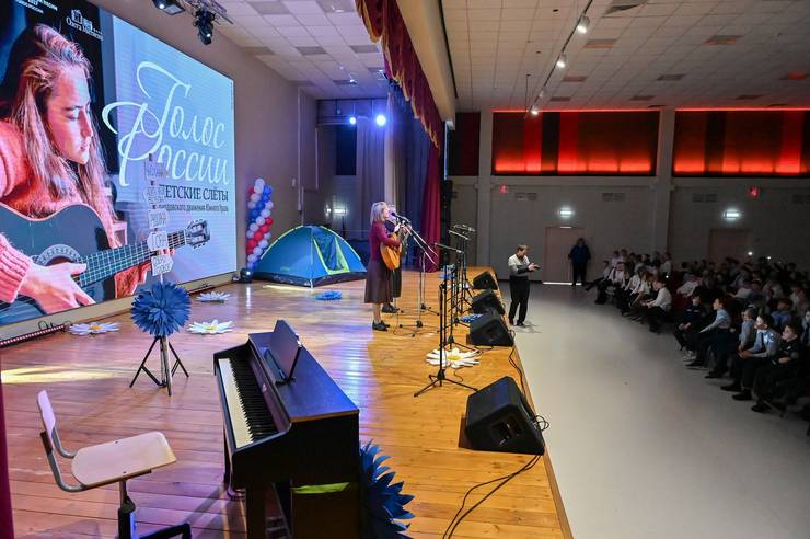 0280-b3e3.jpg 0280-b3e3.jpg