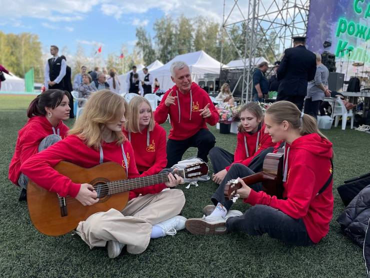 a61n8bk1wl0.jpg a61n8bk1wl0.jpg